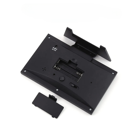 Digital vekkerklokke med kalender og temperatur