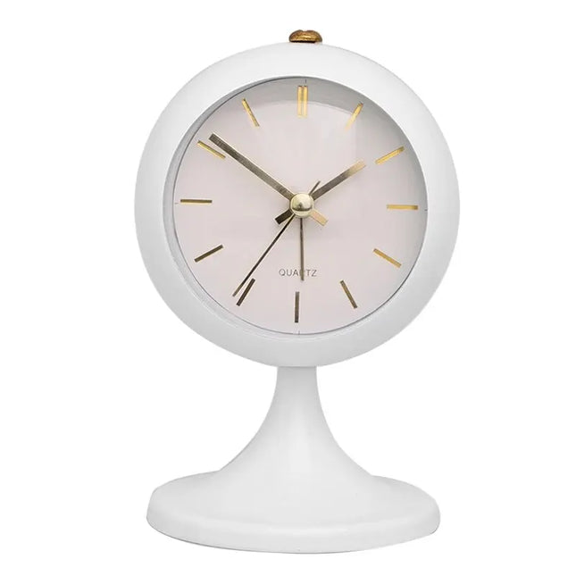 Vintage vekkerklokke på fot