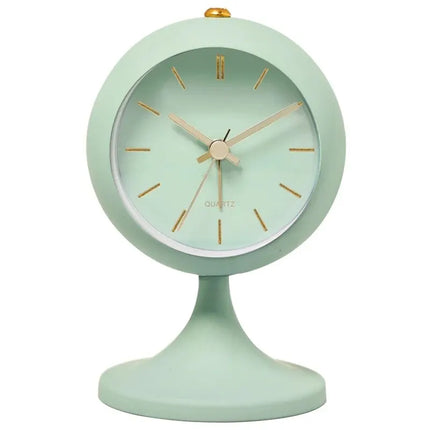 Vintage vekkerklokke på fot