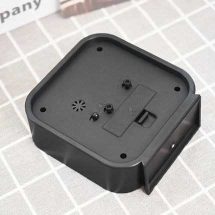 Firkantet analog vekkerklokke for nattbordet