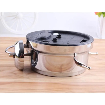 Liten vintage vekkerklokke med bjeller