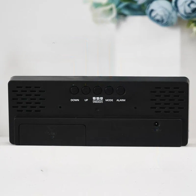 Rektangulær digital vekkerklokke med USB