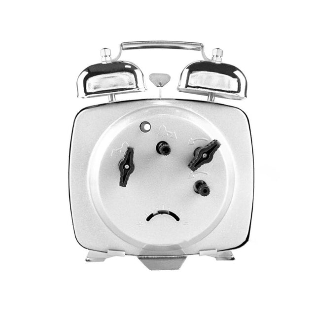 Firkantet retro vekkerklokke i metall