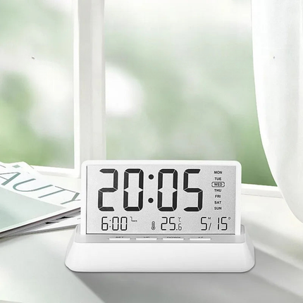 Digital vekkerklokke med temperaturvisning