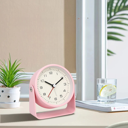 Stillegående analog vekkerklokke uten tikking