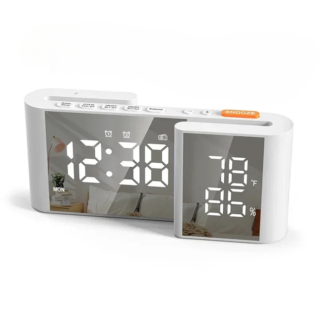 Klokkeradio med speil og temperaturvisning