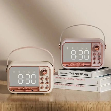 Retro klokkeradio med Bluetooth