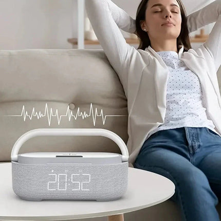 Klokkeradio med lampe og trådløs lader