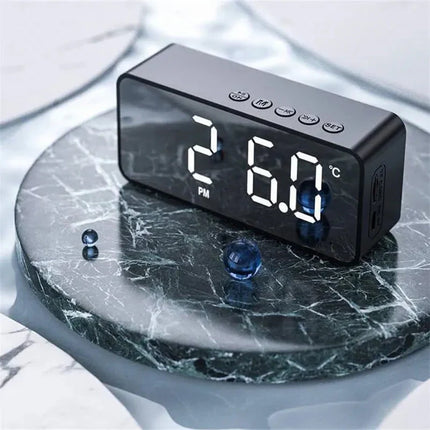 Oppladbar klokkeradio med Bluetooth høyttaler