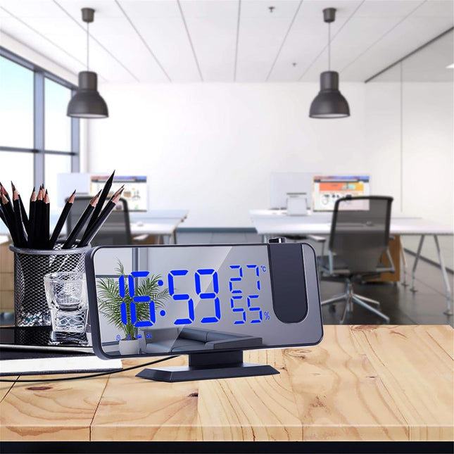 Moderne klokkeradio med justerbar projektor