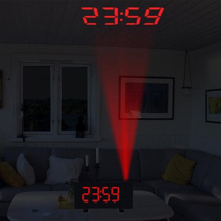 Klokkeradio med rød projeksjon av klokken