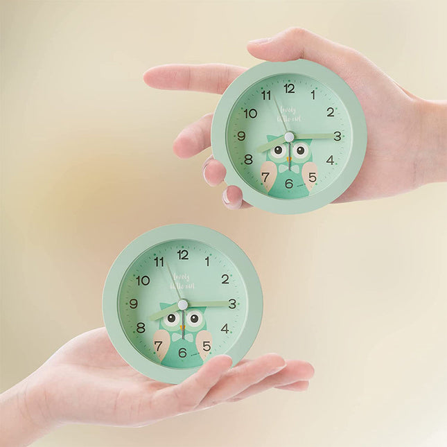 Analog barnevekkerklokke med søtt dyremotiv