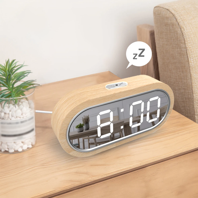 LED vekkerklokke i tre med speil