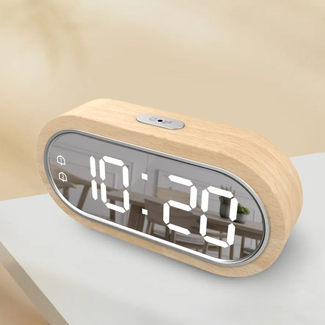 LED vekkerklokke i tre med speil