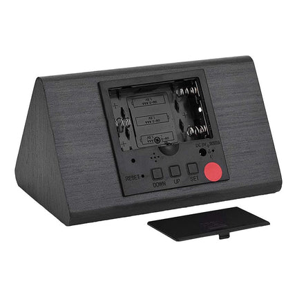 Stilig svart digital vekkerklokke i tre