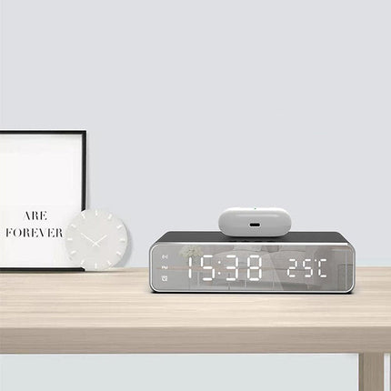 Vekkerklokke med trådløs lader og termometer