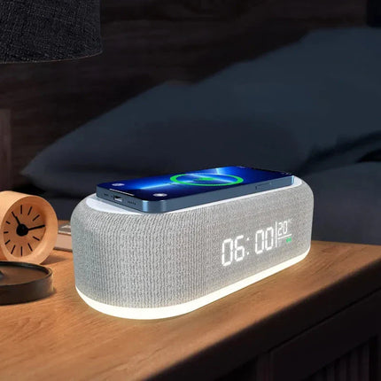 Smart høyttaler med klokke og lading