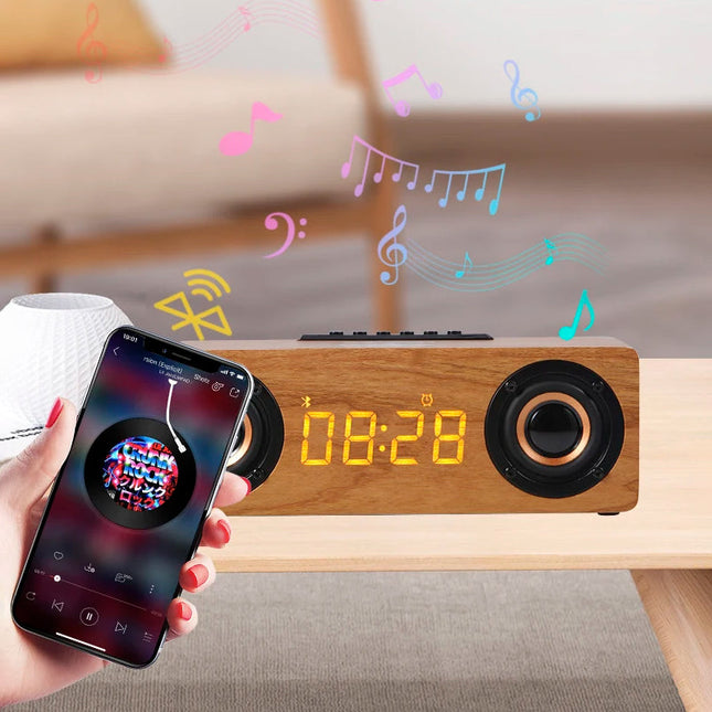 Vekkerklokke i tre med trådløs lading