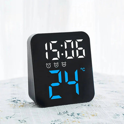 Kompakt digital reisevekkerklokke med termometer