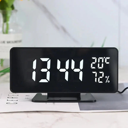 Digital speilklokke med temperaturvisning