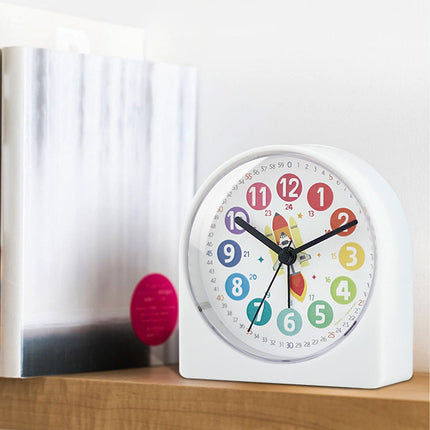 Lærerik vekkerklokke for gutter med rakett