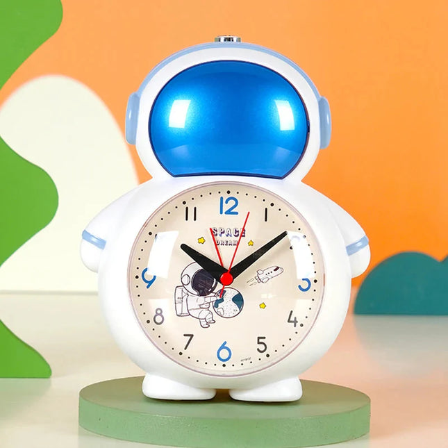 Kul astronaut vekkerklokke for gutterommet