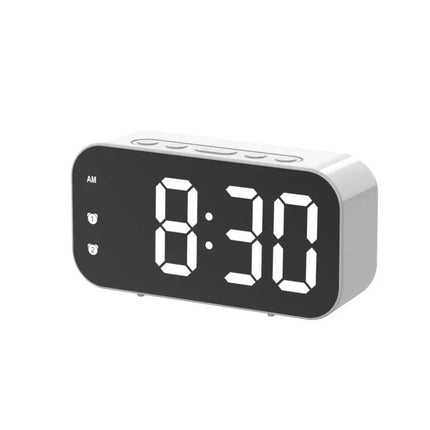 Moderne LED vekkerklokke med speiloverflate