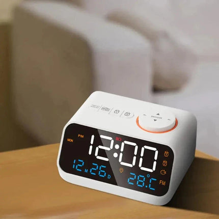 Oppladbar digital klokkeradio med alarm