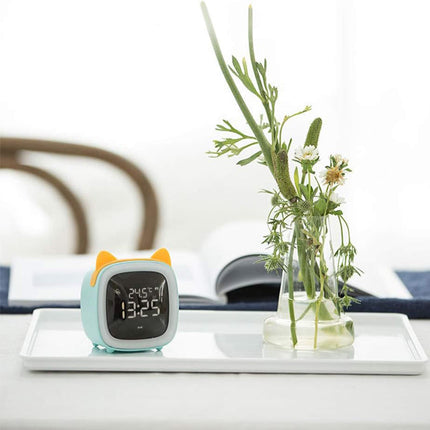 Digital vekkerklokke katt med nattlys