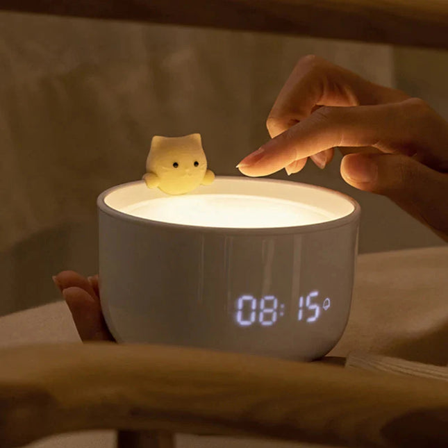 Nattlampe med digital vekkerklokke