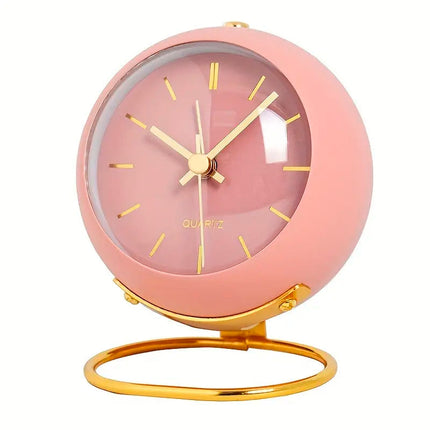 Rosa vintage vekkerklokke med gullstativ